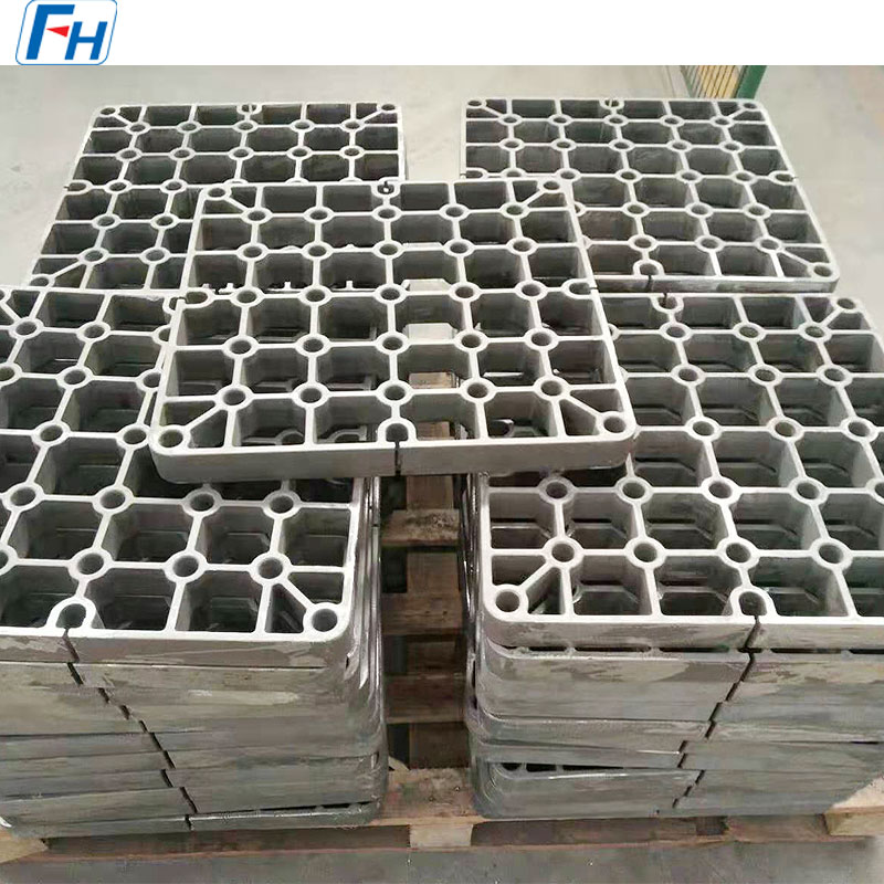 Wärmebehandlungstabletts