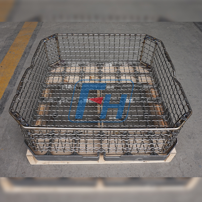 748 x 748 x 220 mm großer Korb